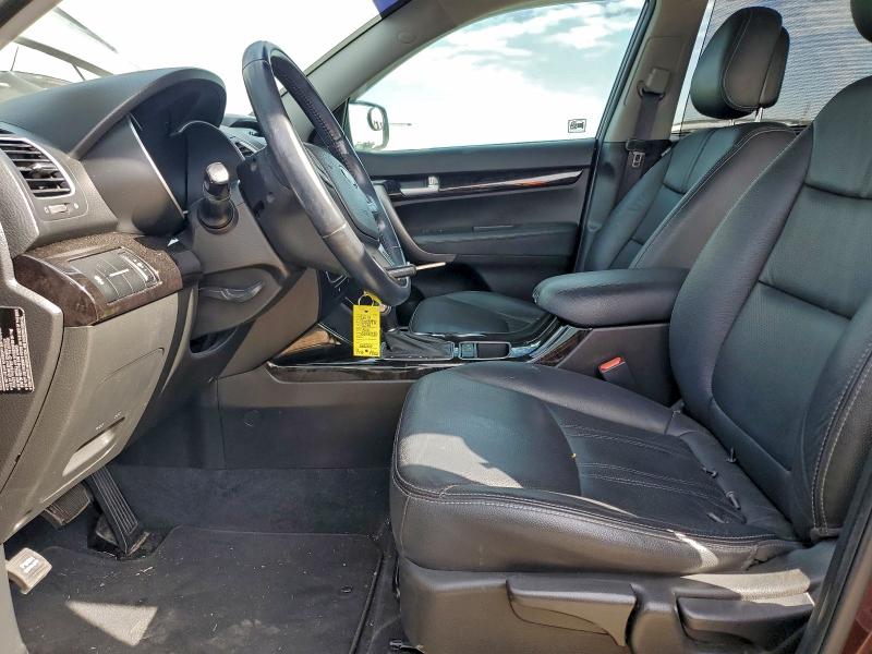 Фото 7 - KIA SORENTO