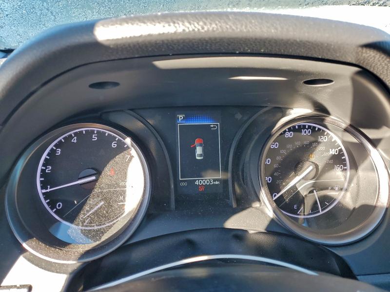 Фото 9 - TOYOTA CAMRY