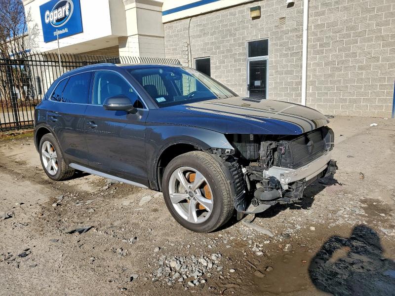 Фото 4 - AUDI Q5