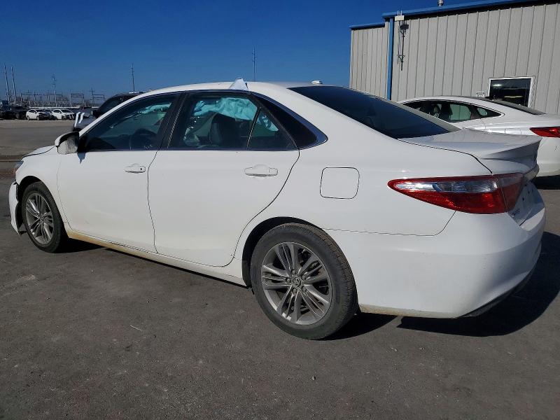 Фото 2 - TOYOTA CAMRY