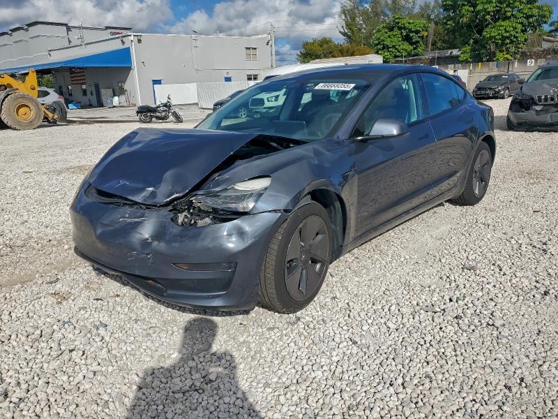 Фото 1 - TESLA MODEL 3