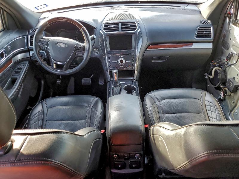 Фото 8 - FORD EXPLORER