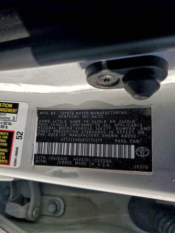 Фото 12 - TOYOTA CAMRY