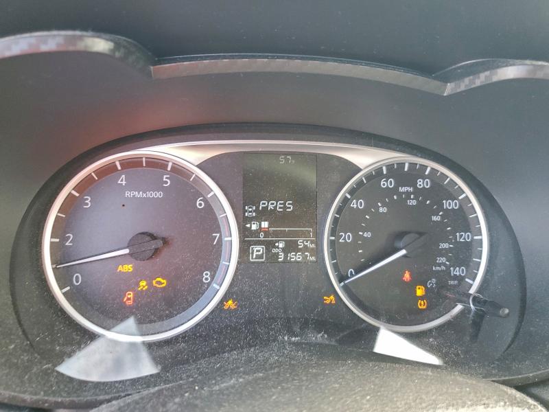 Фото 9 - NISSAN VERSA