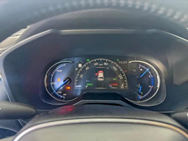 Фото 8 - TOYOTA RAV4