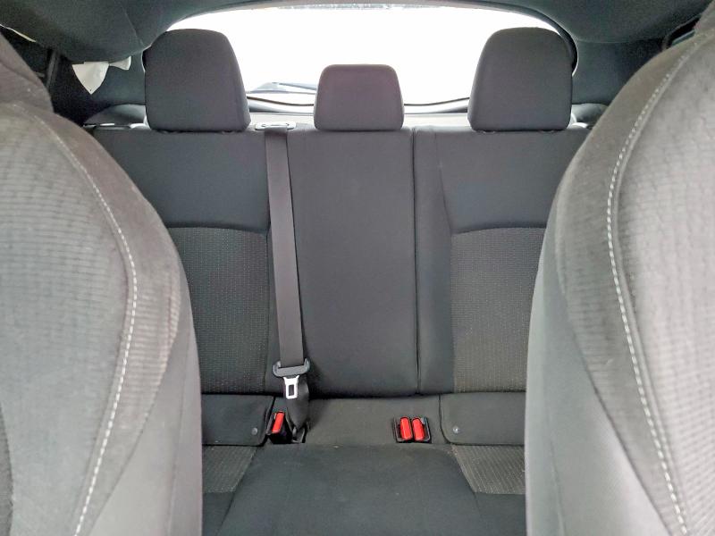 Фото 10 - TOYOTA C-HR