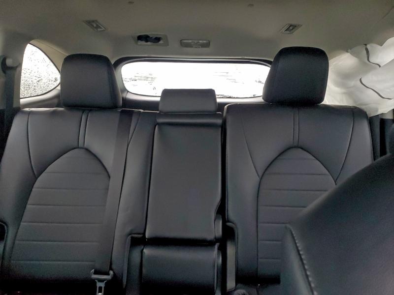 Фото 10 - TOYOTA HIGHLANDER