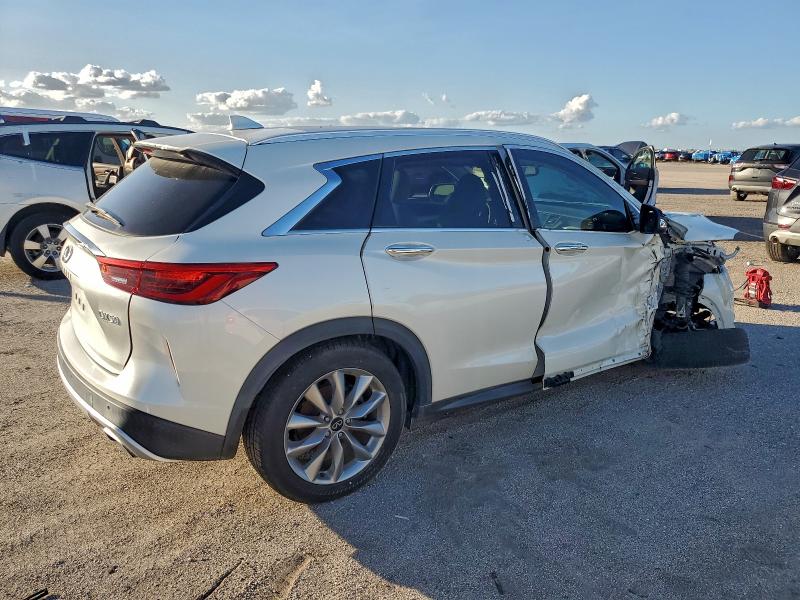 Фото 3 - INFINITI QX50