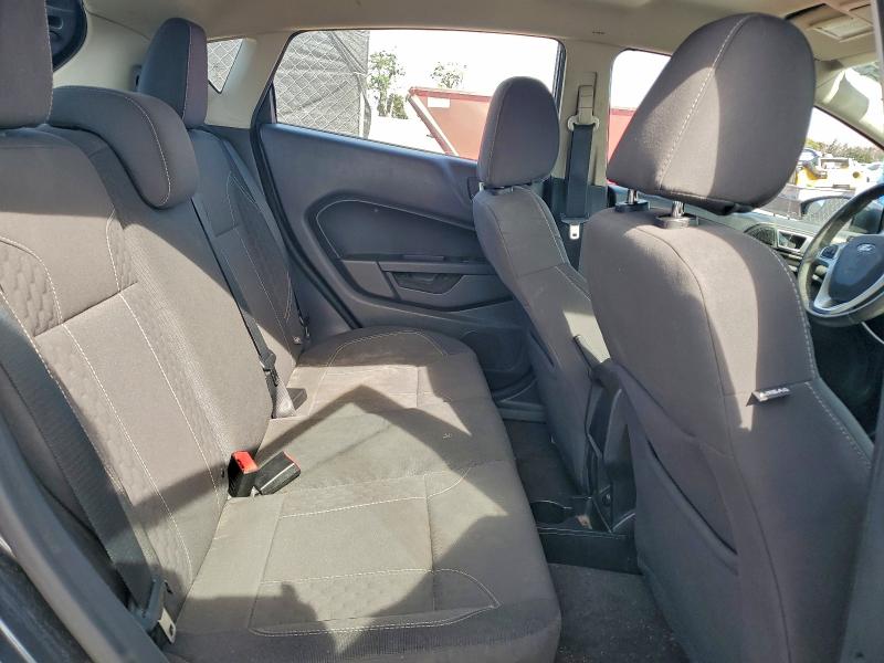 Фото 10 - FORD FIESTA