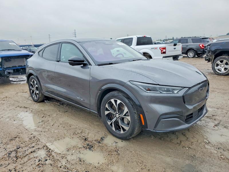 Фото 4 - FORD MUSTANG