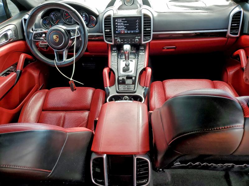 Фото 8 - PORSCHE CAYENNE