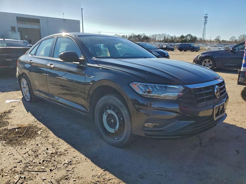 Фото 4 - VOLKSWAGEN JETTA