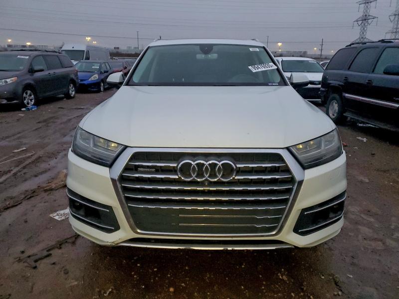 Фото 5 - AUDI Q7