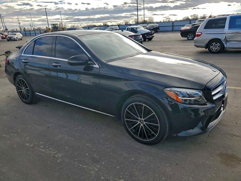 Фото 4 - MERCEDES-BENZ C-CLASS