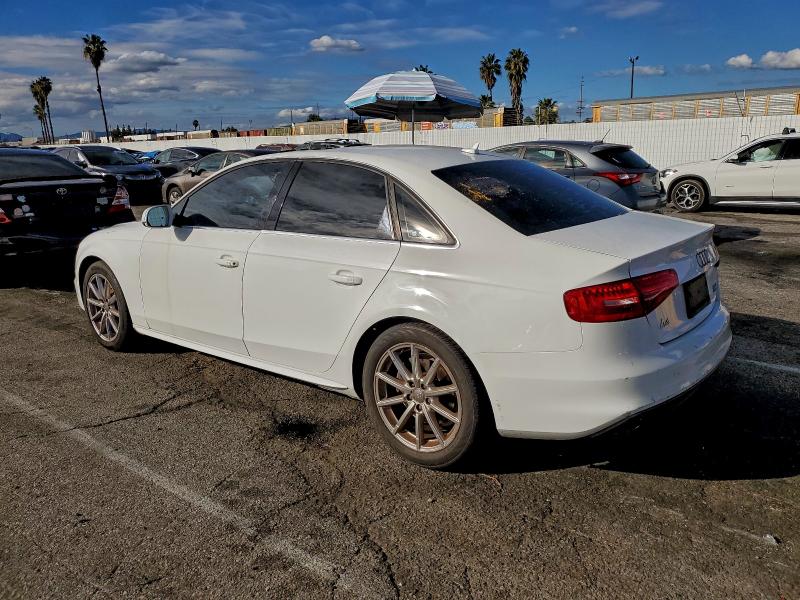 Фото 2 - AUDI A4