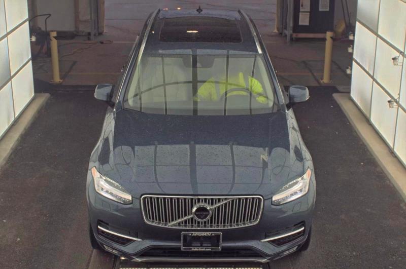 Фото 13 - VOLVO XC90