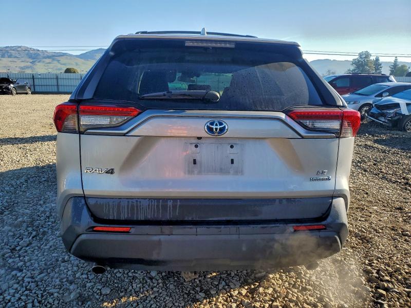 Фото 6 - TOYOTA RAV4