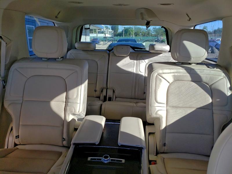 Фото 10 - LINCOLN NAVIGATOR