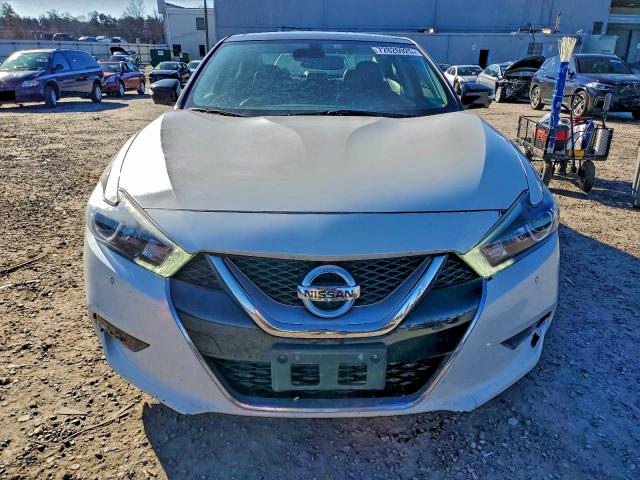 Фото 5 - NISSAN MAXIMA