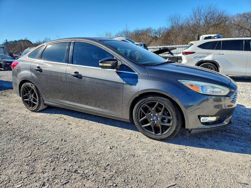 2015 FORD FOCUS