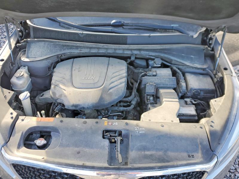 Фото 12 - KIA SORENTO