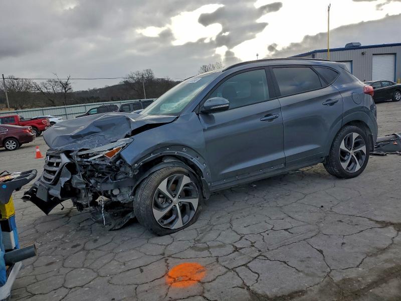 Фото 1 - HYUNDAI TUCSON