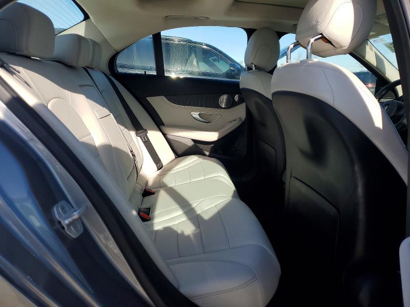 Фото 10 - MERCEDES-BENZ C-CLASS