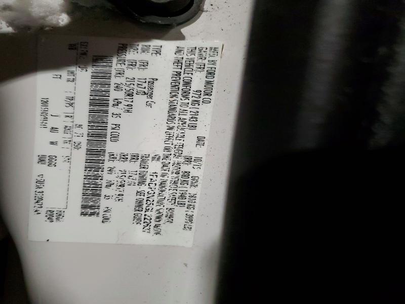 Фото 12 - FORD FOCUS