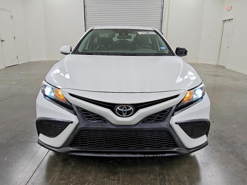 Фото 5 - TOYOTA CAMRY