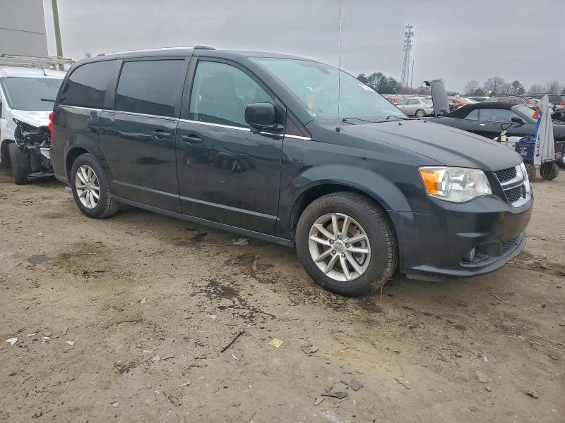 Фото 4 - DODGE CARAVAN