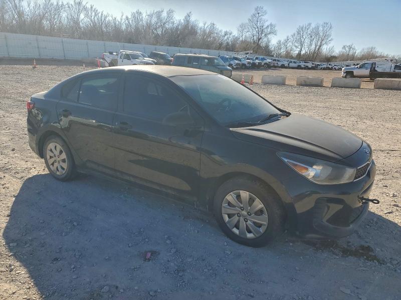 Фото 4 - KIA RIO