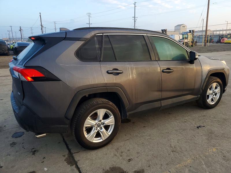 Фото 3 - TOYOTA RAV4