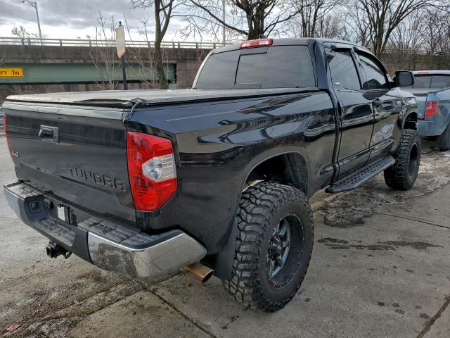 Фото 4 - TOYOTA TUNDRA