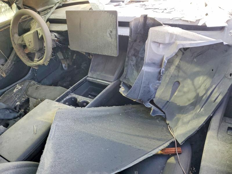 Фото 8 - TESLA MODEL 3