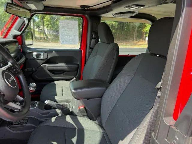 Фото 5 - JEEP WRANGLER