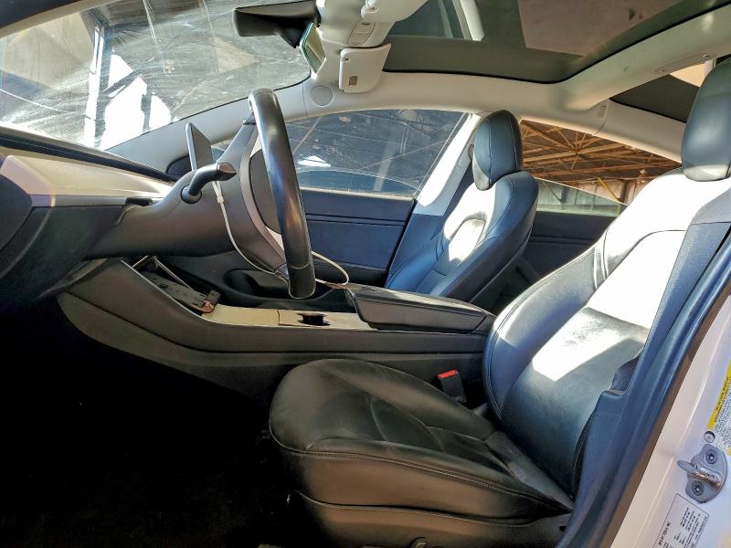 Фото 7 - TESLA MODEL 3