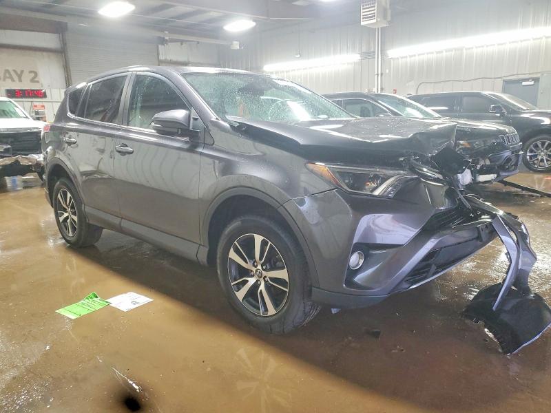 Фото 4 - TOYOTA RAV4