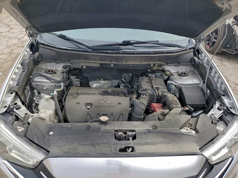 Фото 12 - MITSUBISHI OUTLANDER