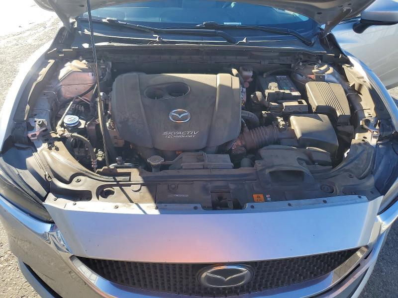 Фото 11 - MAZDA 6