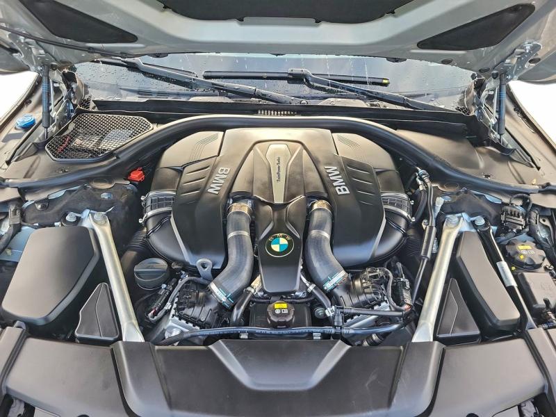 Фото 7 - BMW 7 SERIES