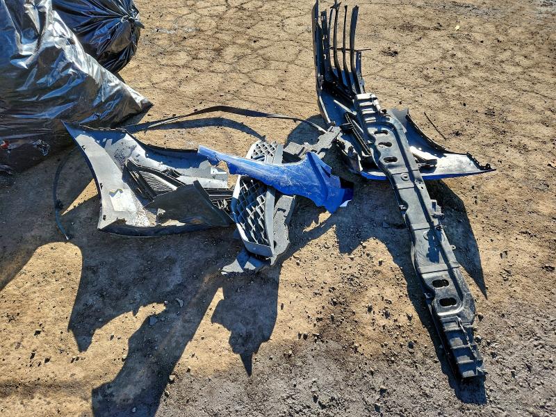 Фото 12 - HYUNDAI ELANTRA