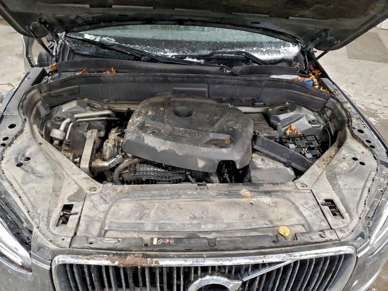 Фото 12 - VOLVO XC90