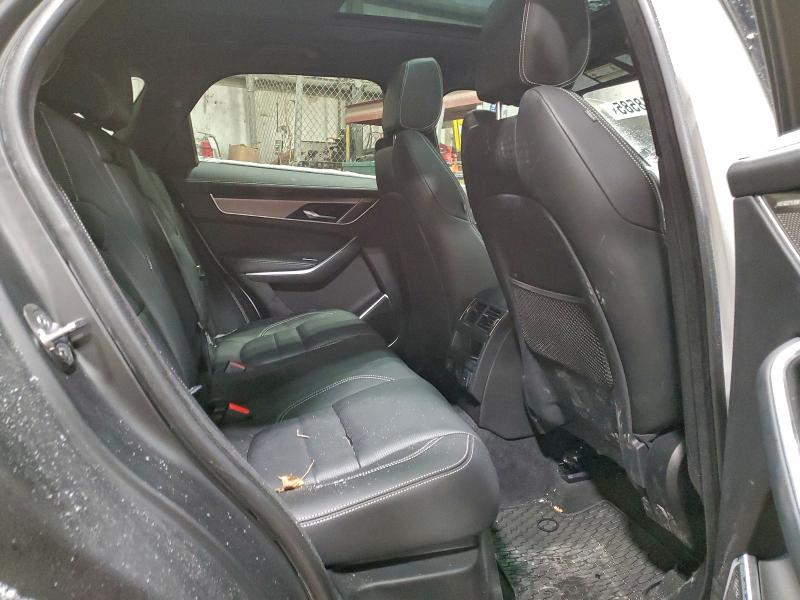 Фото 11 - JAGUAR F-PACE