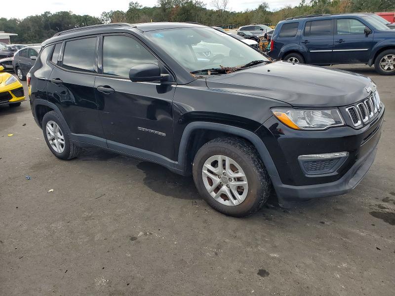 Фото 4 - JEEP COMPASS