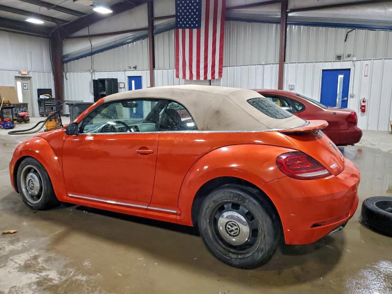 Фото 2 - VOLKSWAGEN BEETLE