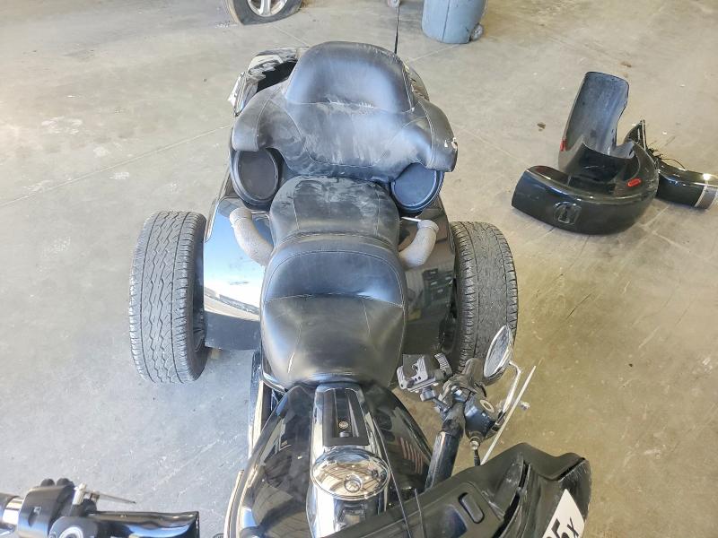 HARLEY-DAVIDSON FL 2018