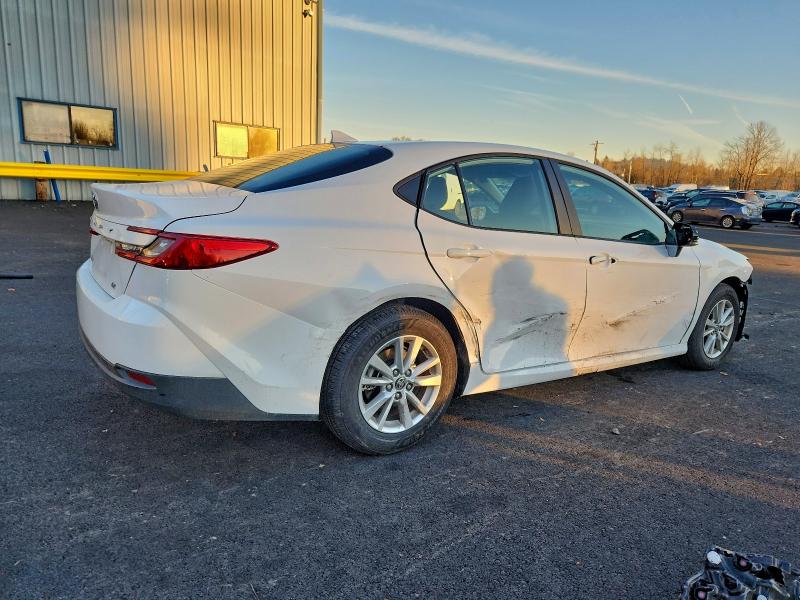 Фото 3 - TOYOTA CAMRY