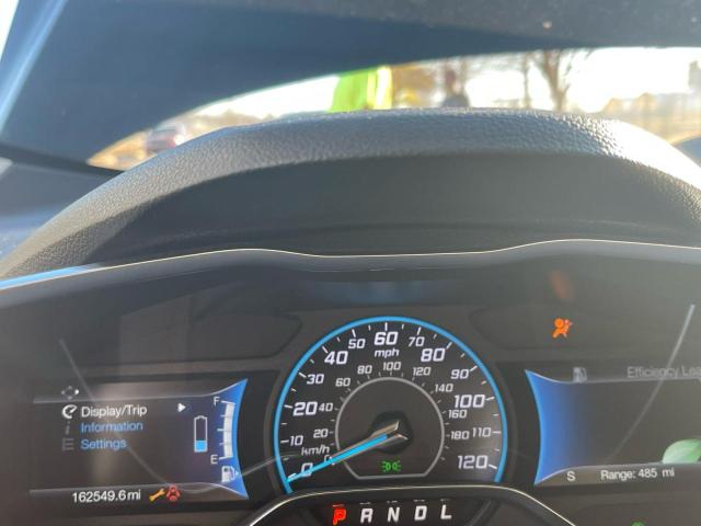 Фото 8 - FORD CMAX