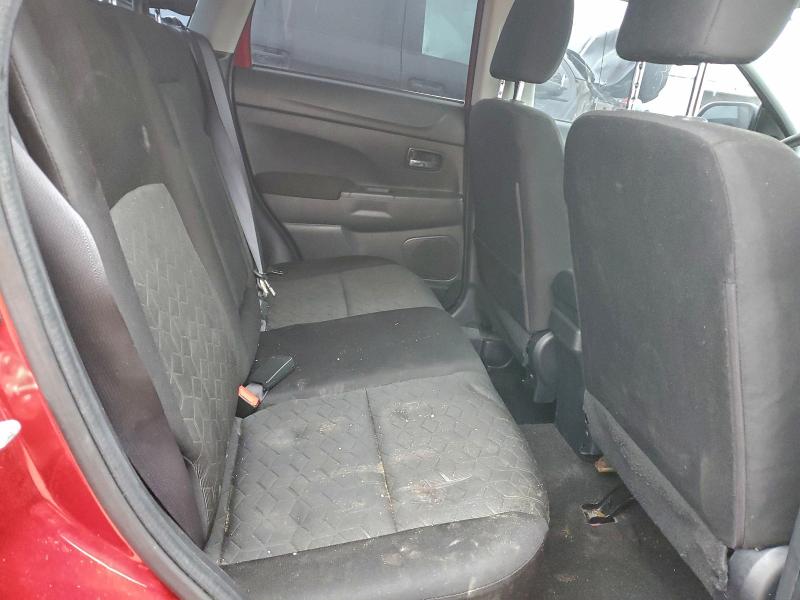 Фото 11 - MITSUBISHI OUTLANDER