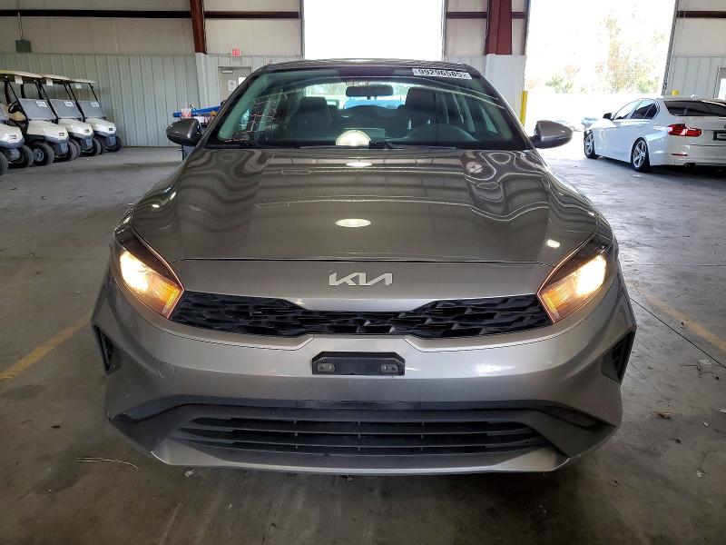 Фото 5 - KIA FORTE